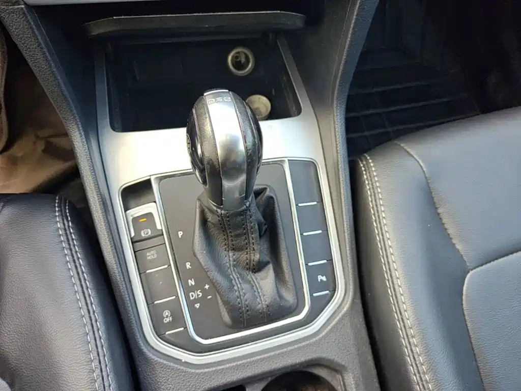 Volkswagen Golf Sportsvan — миниатюра 19