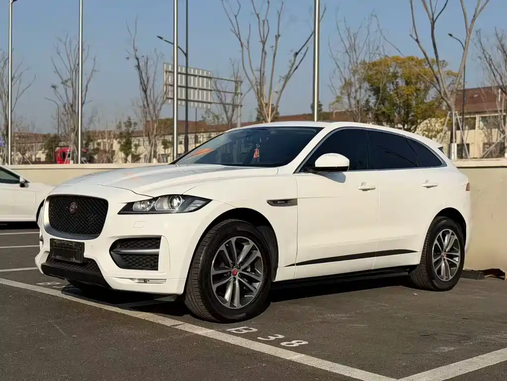 JAGUAR F PACE