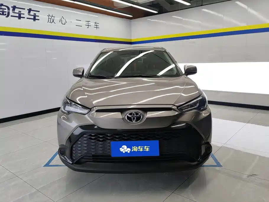 Toyota Frontlander 2023 2.0L CVT Elite
