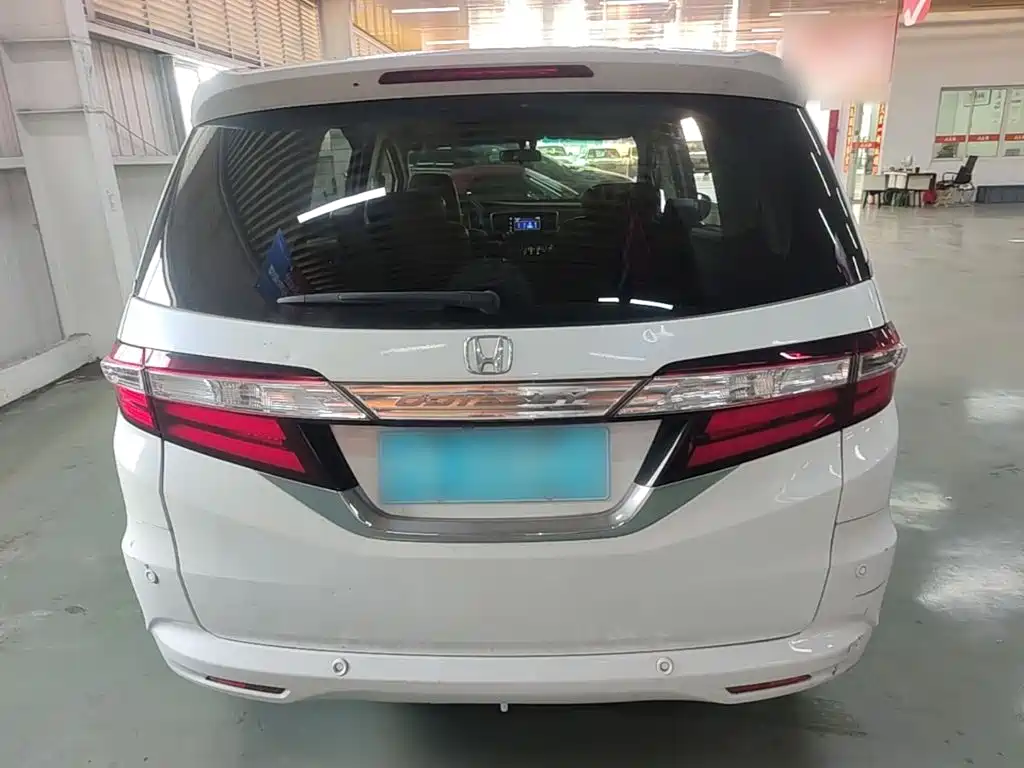 Honda Odyssey — миниатюра 6