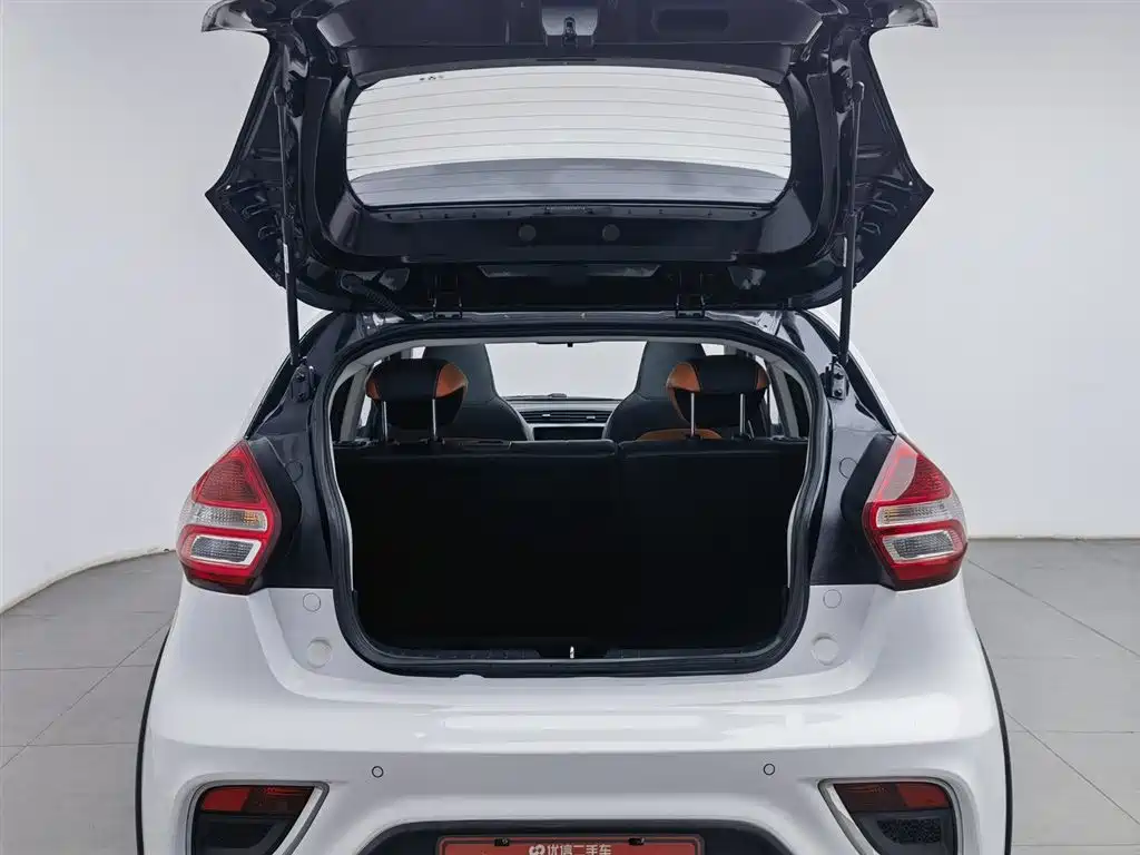 GEELY AUTOMOBILE VISION X1