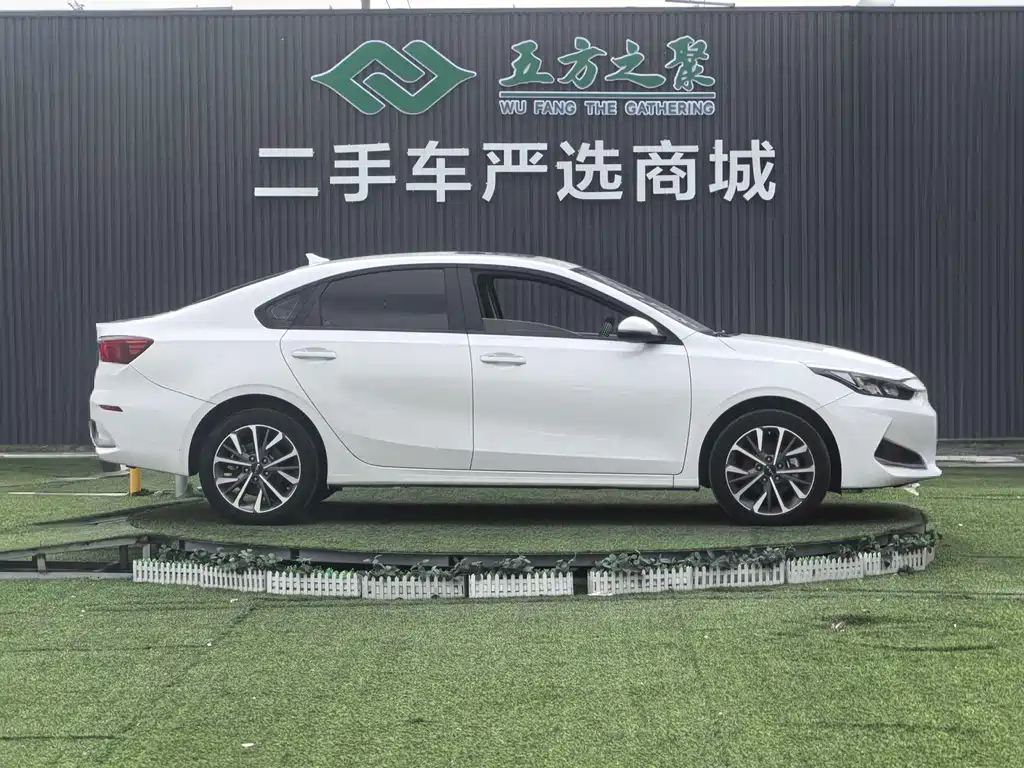 Kia K3 — миниатюра 4