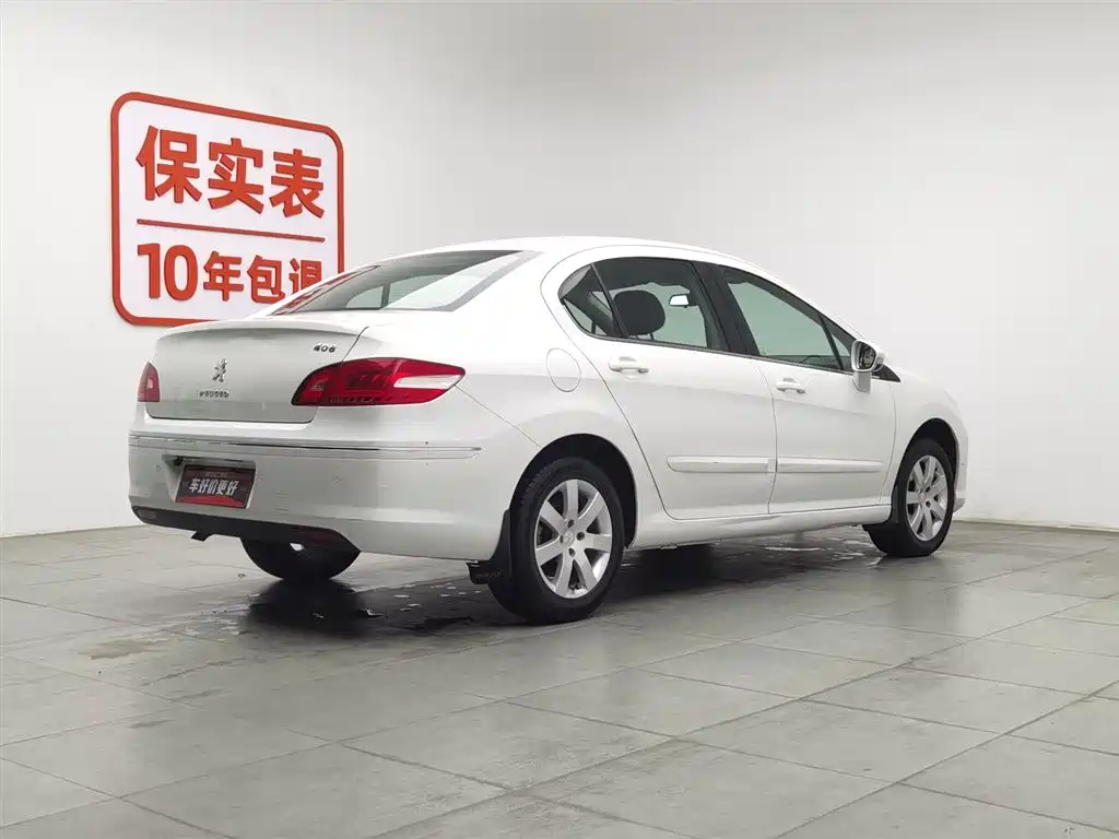 Peugeot 408 2013 1.6L MT Comfort