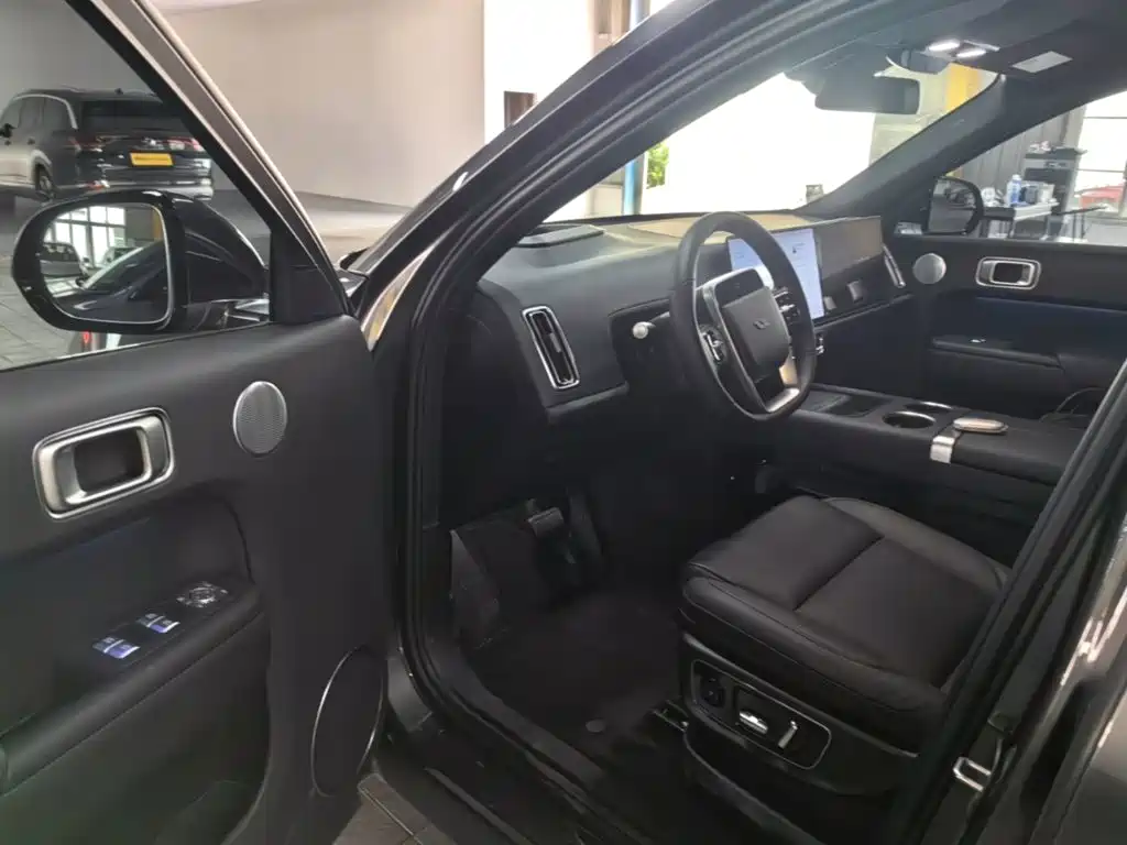 Li Auto Li L9 — миниатюра 16