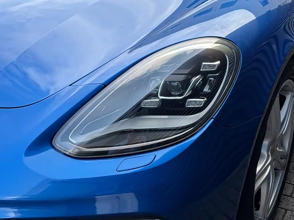 Porsche Panamera — миниатюра 11