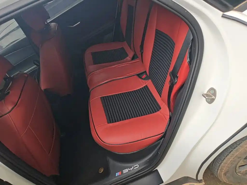 BYD e7 — миниатюра 17
