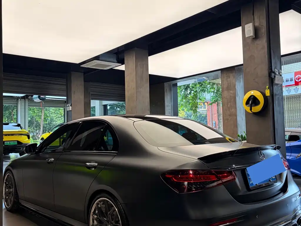 Mercedes-Benz E-Class AMG — миниатюра 4