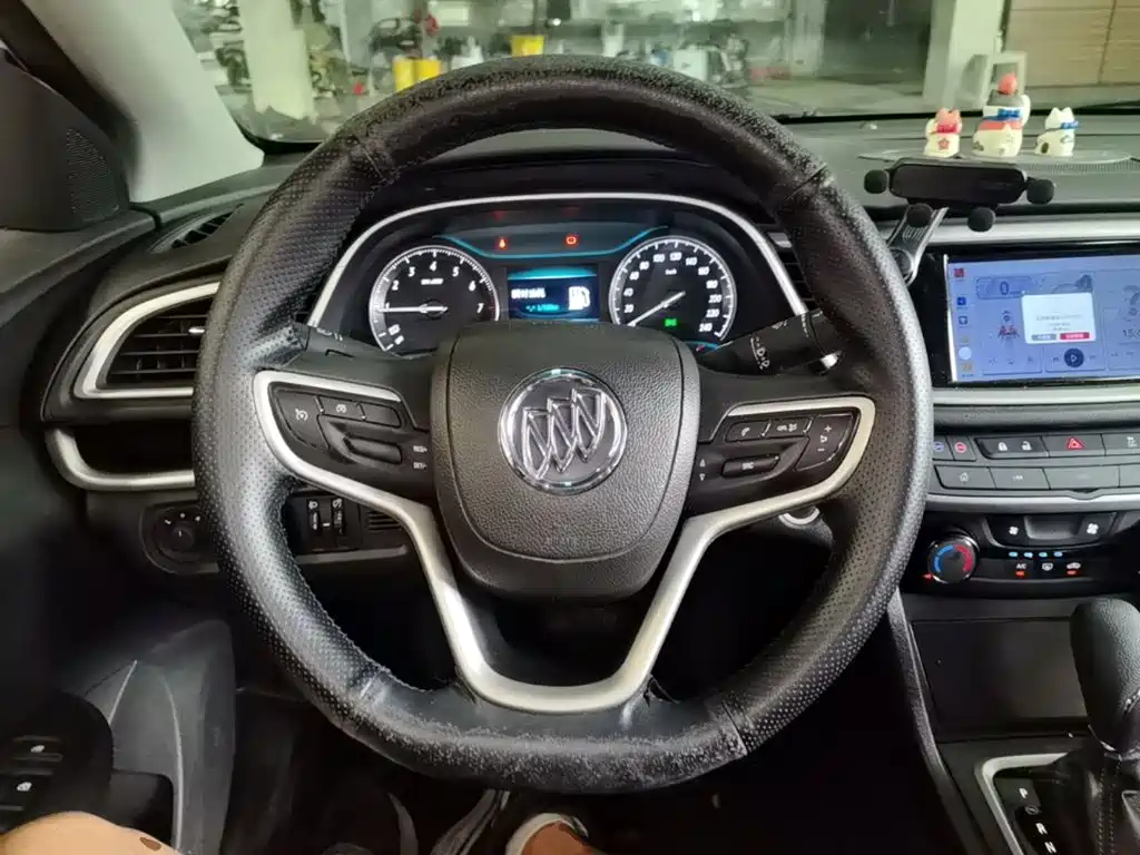 Buick Excelle — миниатюра 11