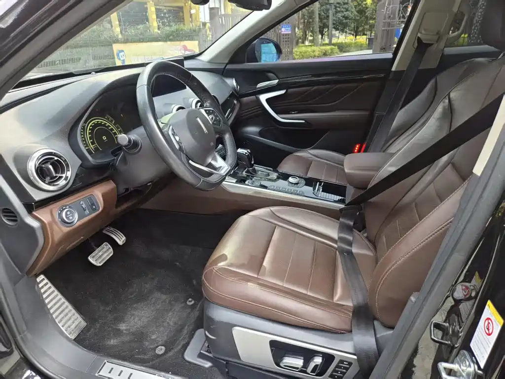 WEI PAI WEI BRAND VV7