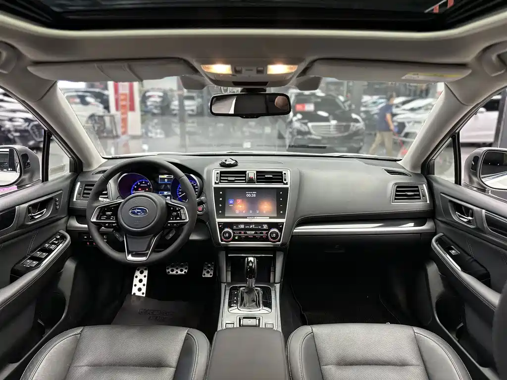 Subaru Legacy — миниатюра 8