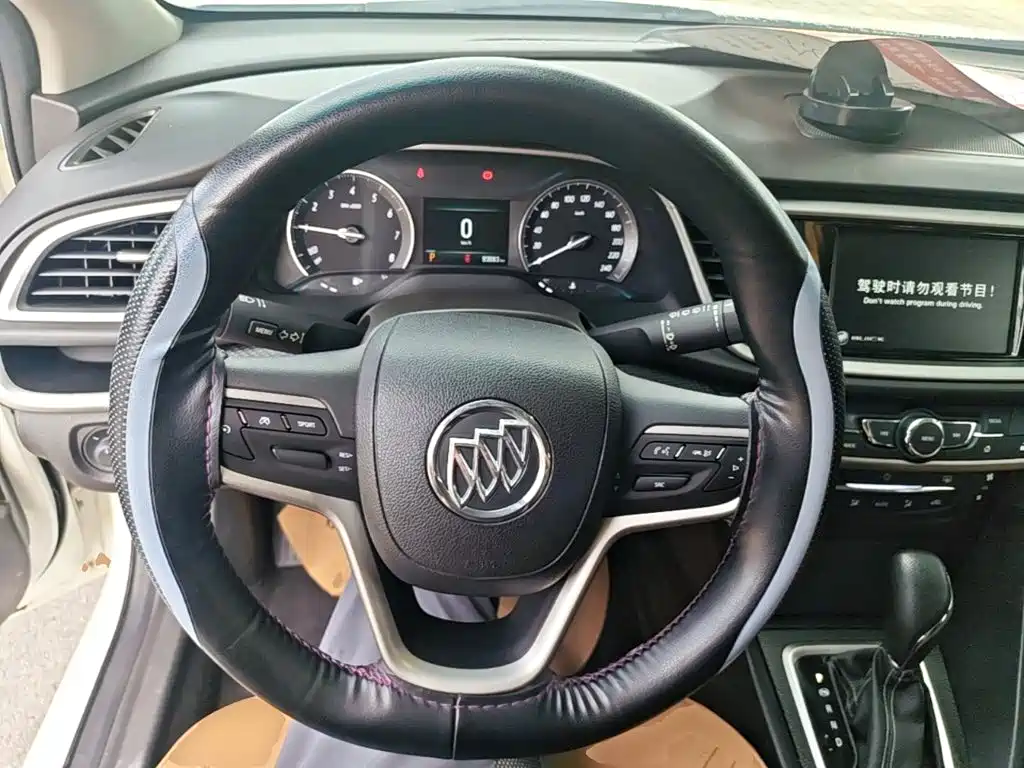 Buick Excelle — миниатюра 11