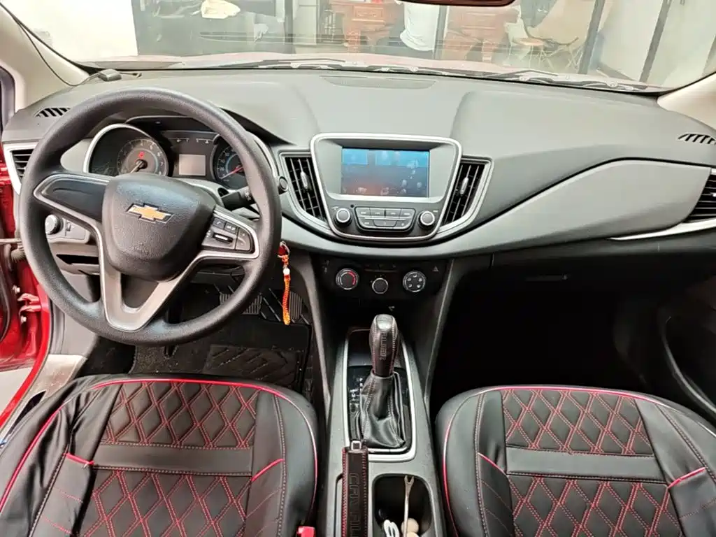 Chevrolet Cavalier — миниатюра 10