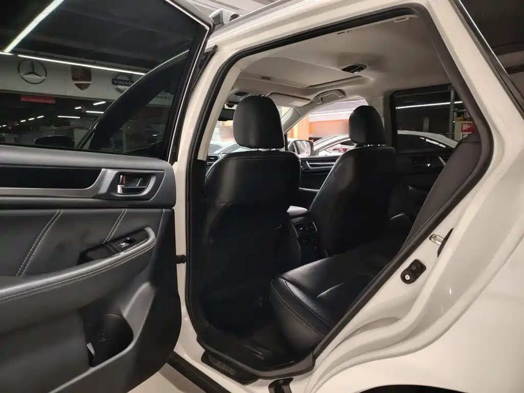 Subaru Outback — миниатюра 10