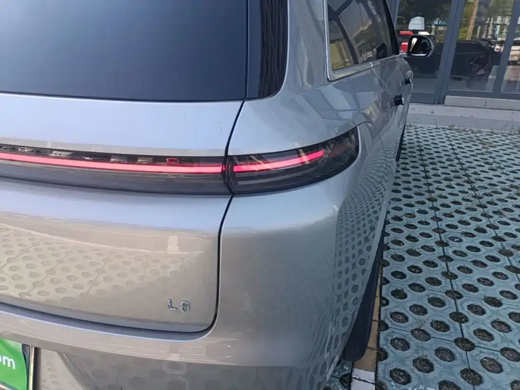 Li Auto Li L8 — миниатюра 8