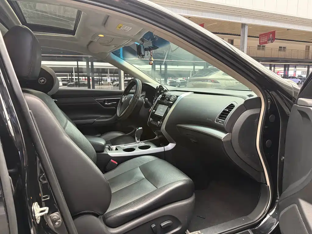 Nissan Teana — миниатюра 16