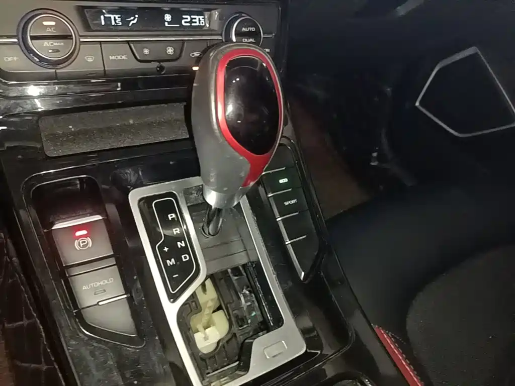 Geely Emgrand GS — миниатюра 14
