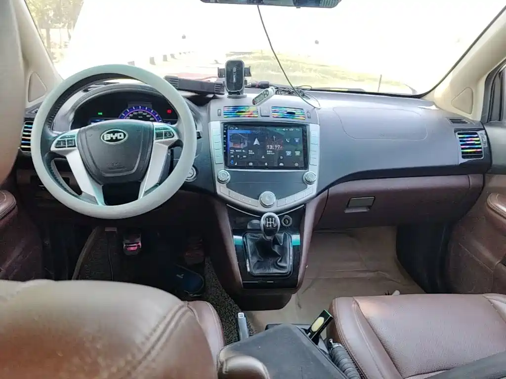 BYD S6 — миниатюра 10