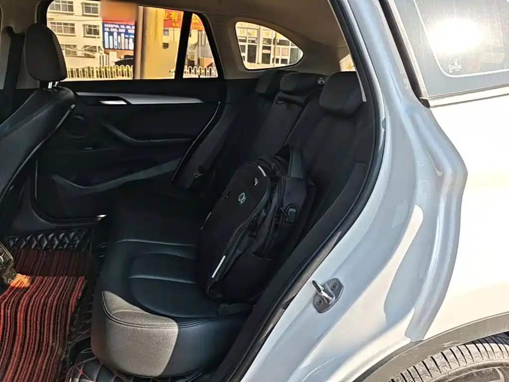 BMW X1 — миниатюра 17