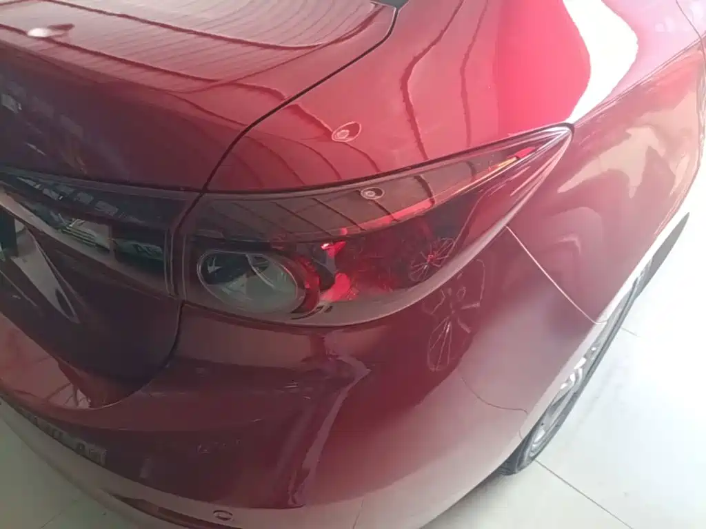 Mazda 3 Axela — миниатюра 8