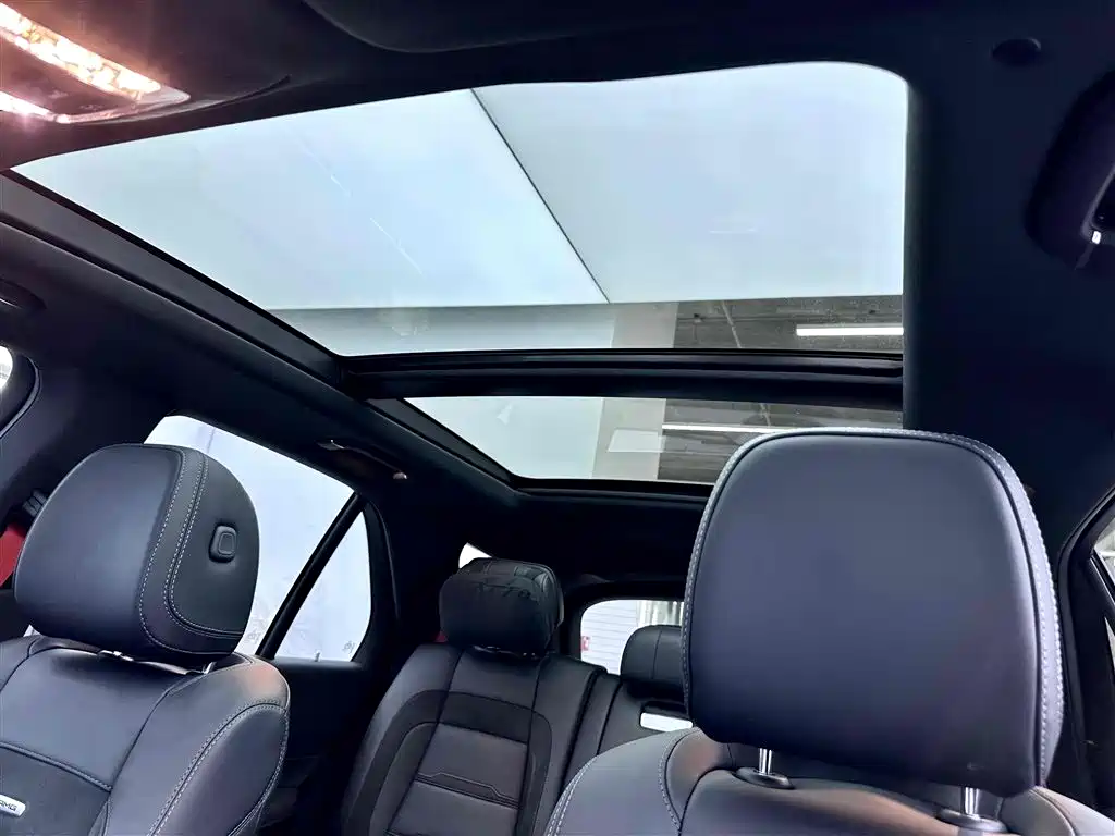 MERCEDES-BENZ GLE AMG