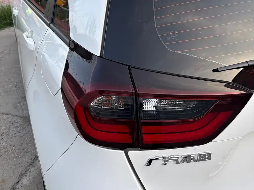 Honda Fit — миниатюра 15
