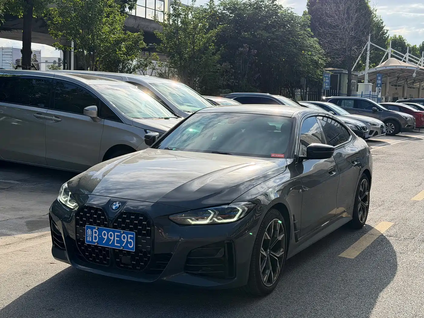 宝马4系 2023款 430i Gran Coupe M运动曜夜套装 2024