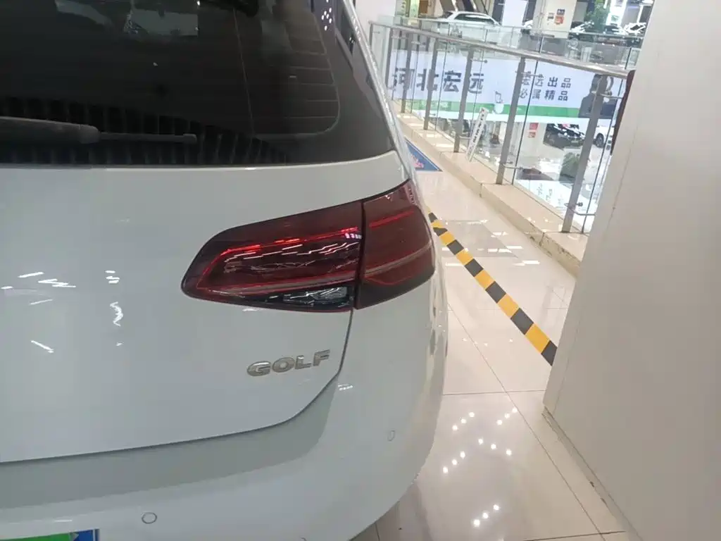 Volkswagen Golf — миниатюра 8