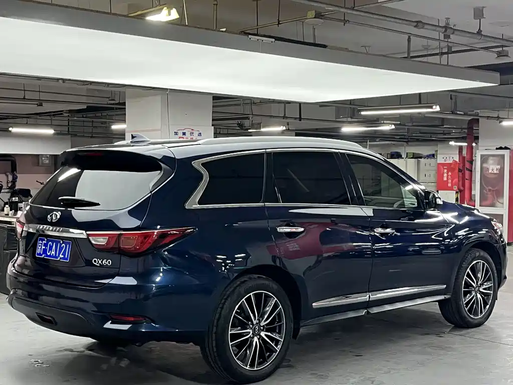 INFINITI QX60