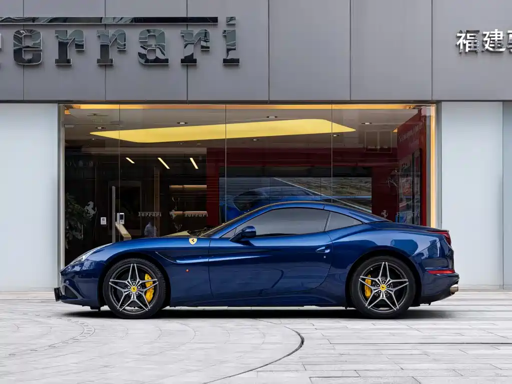 Ferrari California T 2015 3.9T