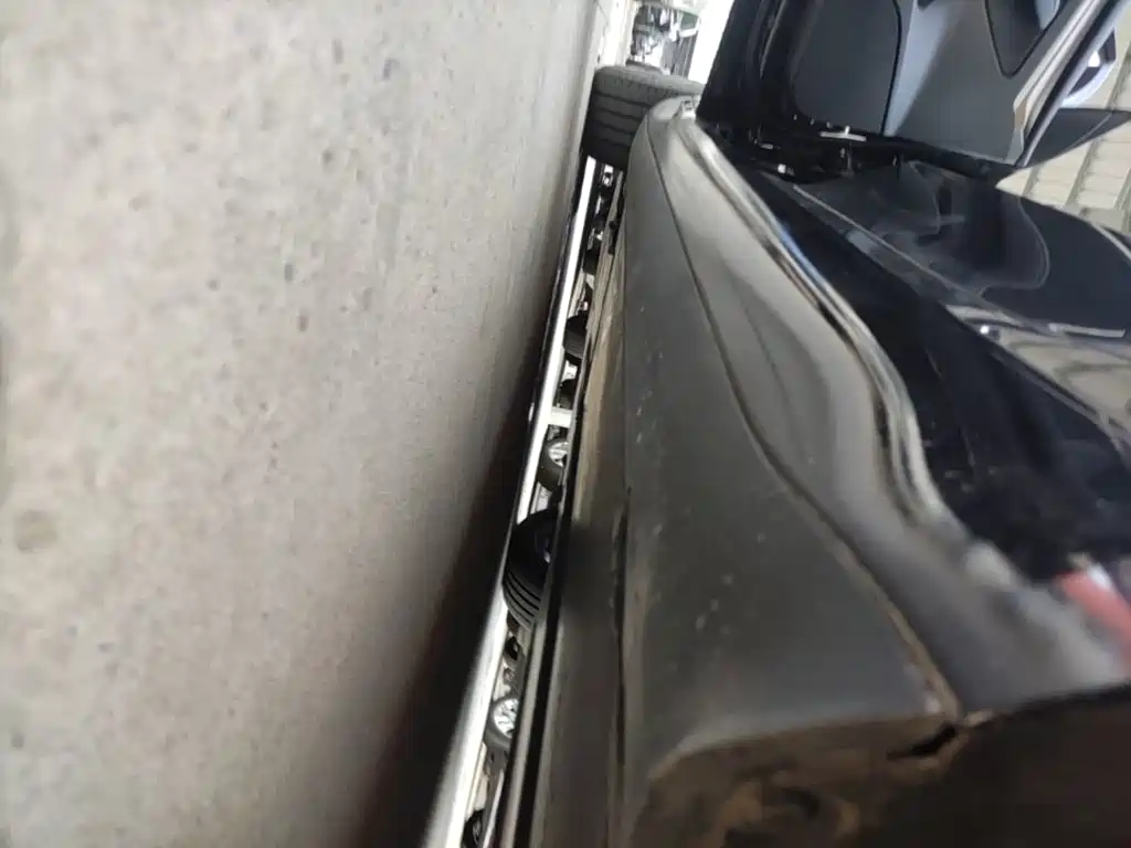 Tesla Model 3 — миниатюра 22