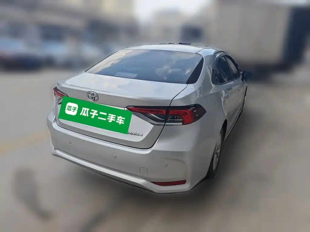 Toyota Corolla — миниатюра 4