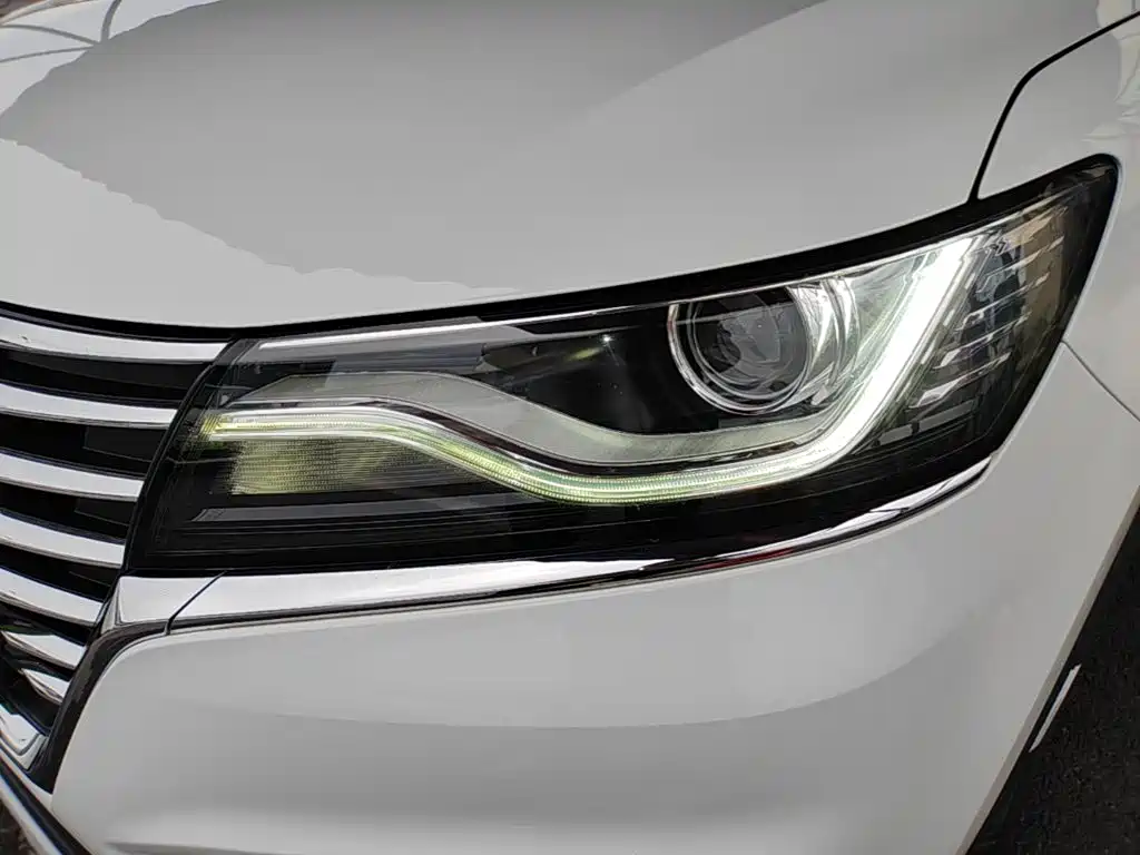 Roewe RX5 — миниатюра 24