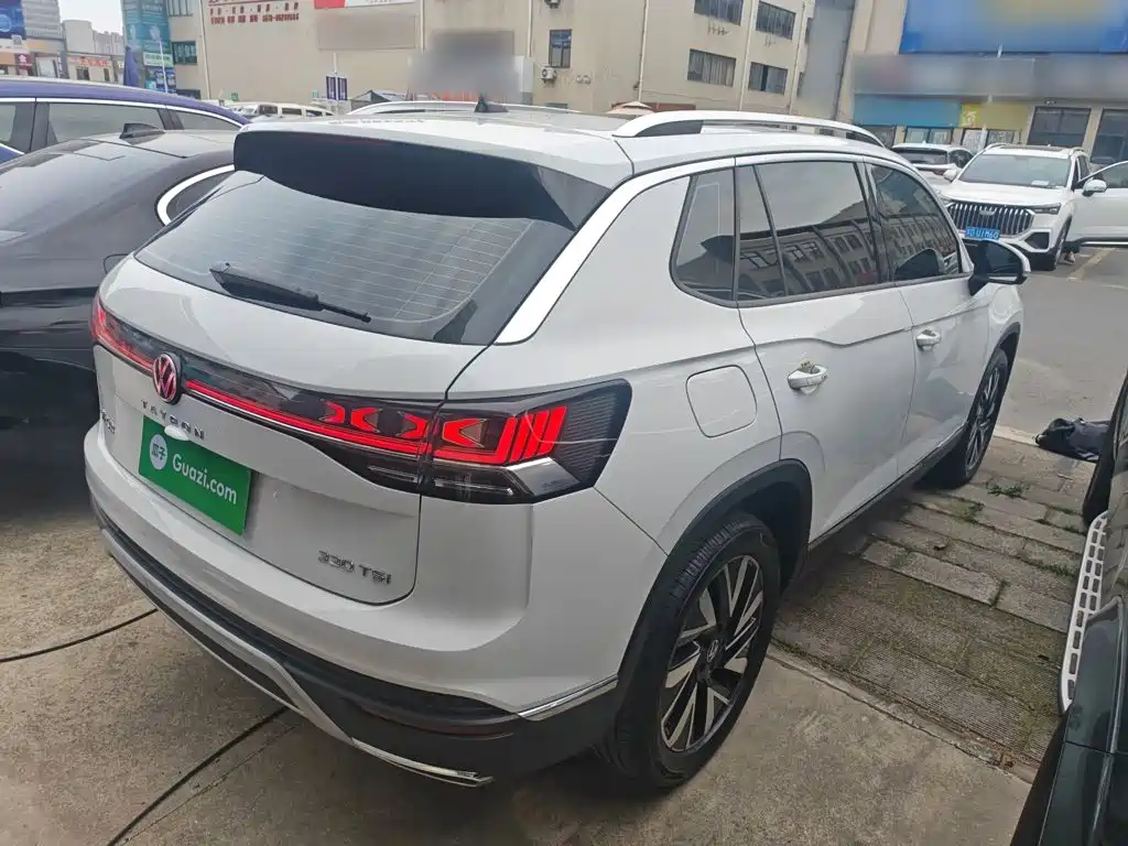 Volkswagen Tayron 2025 330TSI
