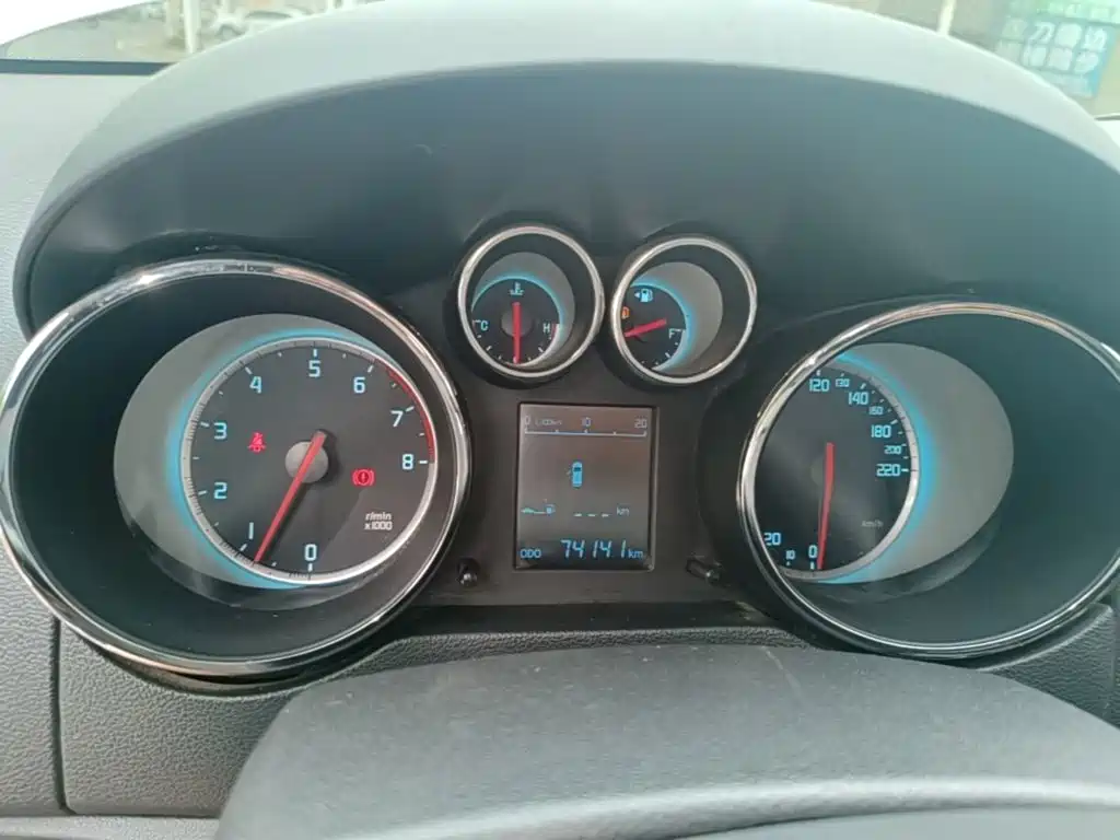 Changan CS35 — миниатюра 12