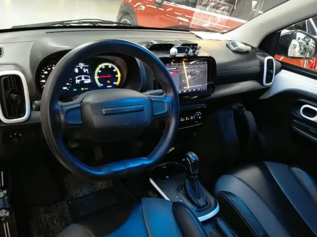 Roewe Clever — миниатюра 10