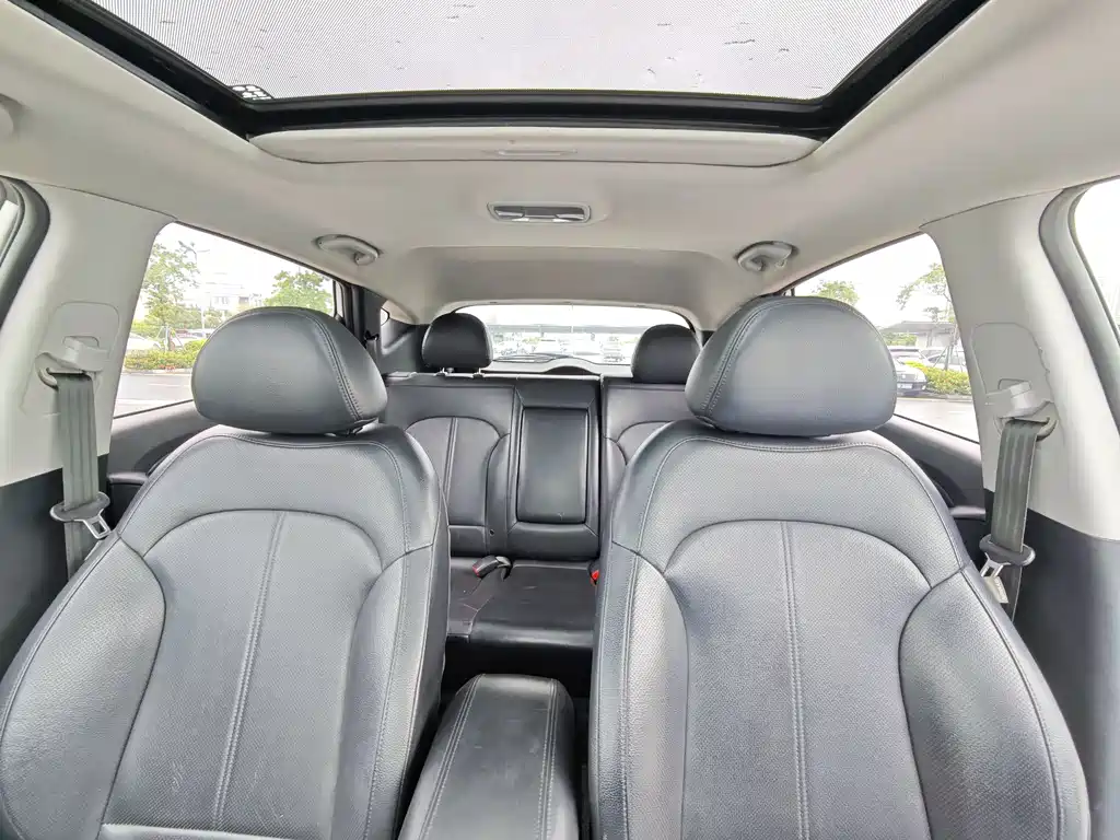 Hyundai BAIC Hyundai ix35 ix35 2013 2.0L AT GLS IV