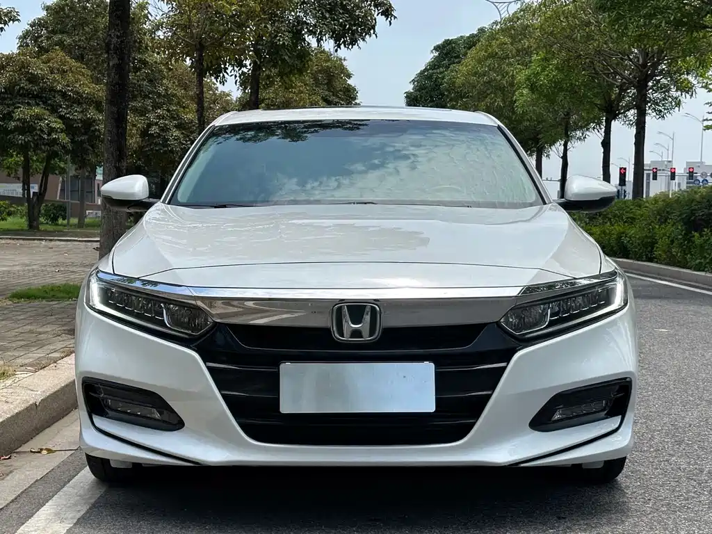 Honda Accord — миниатюра 2