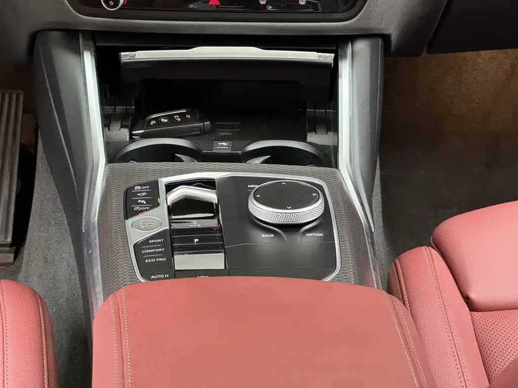 BMW 3 Series — миниатюра 13
