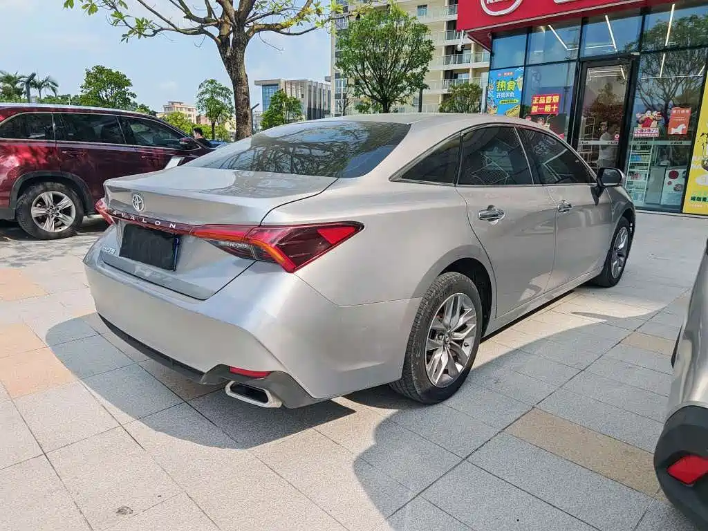 Toyota Avalon 2019 2.0L Luxury VI