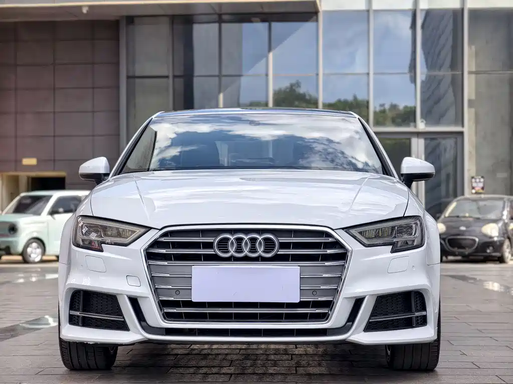 Audi A3 2020 Limousine 35 TFSI Fashion V
