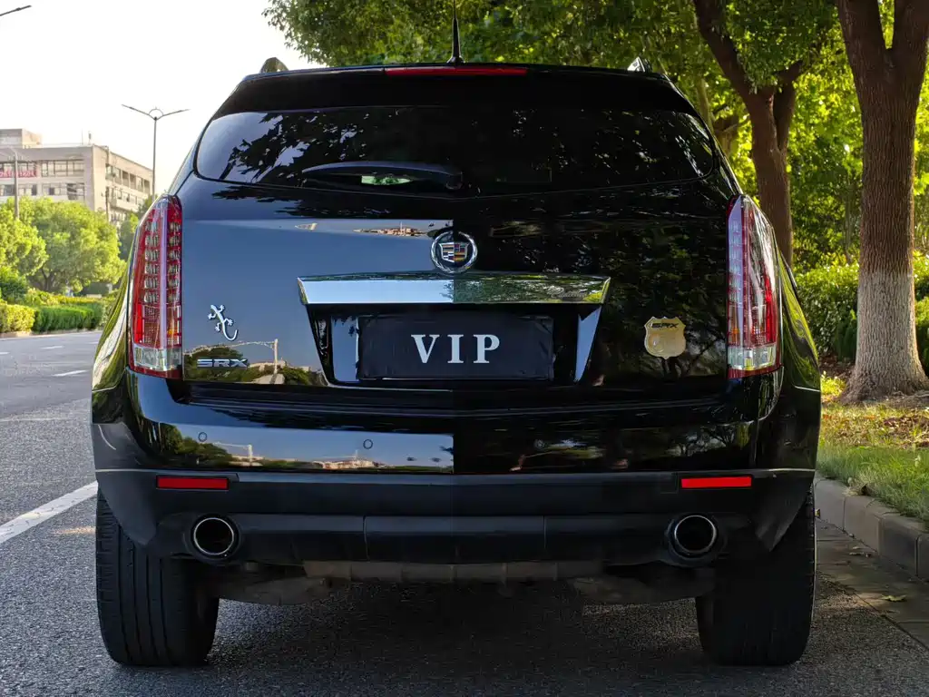 Cadillac SRX — миниатюра 9