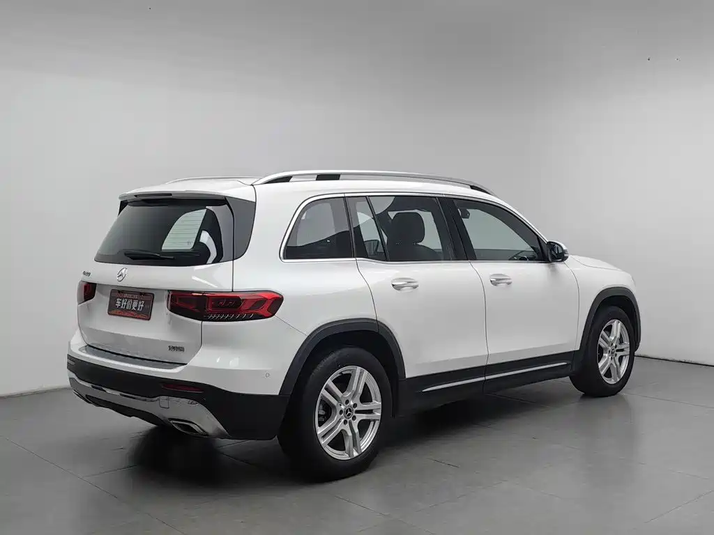 Mercedes-Benz GLB — миниатюра 2