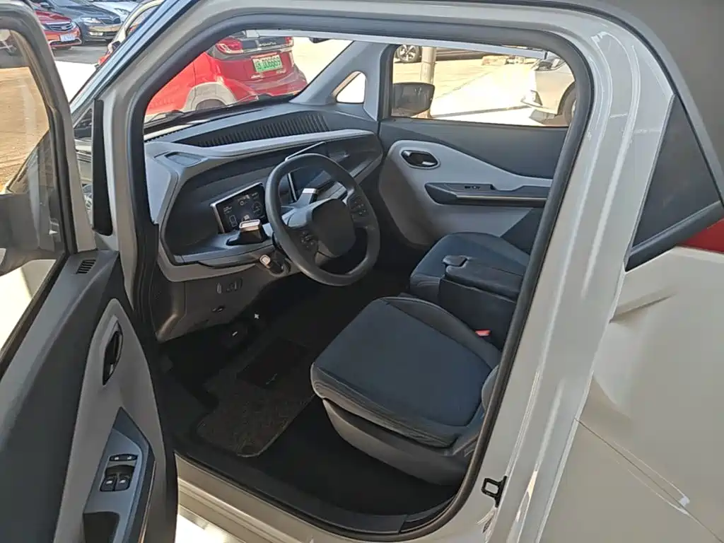 Baojun E200 — миниатюра 15