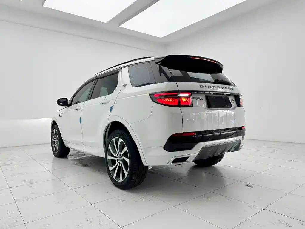 Land Rover Discovery Sport — миниатюра 9