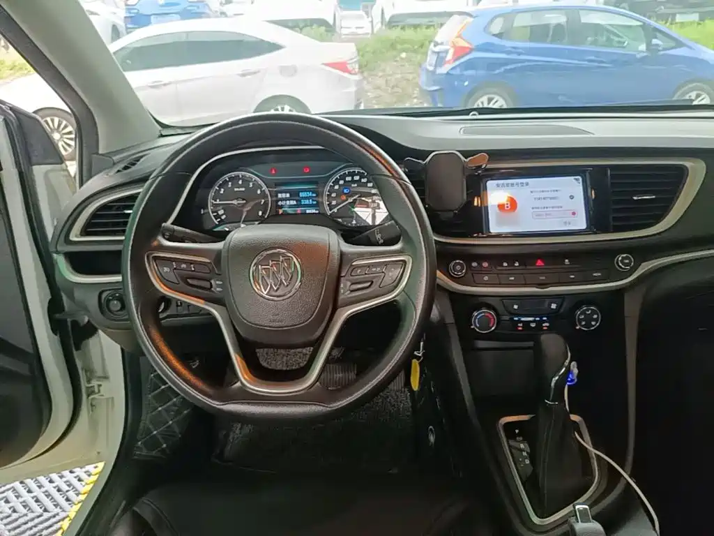 Buick Excelle — миниатюра 10
