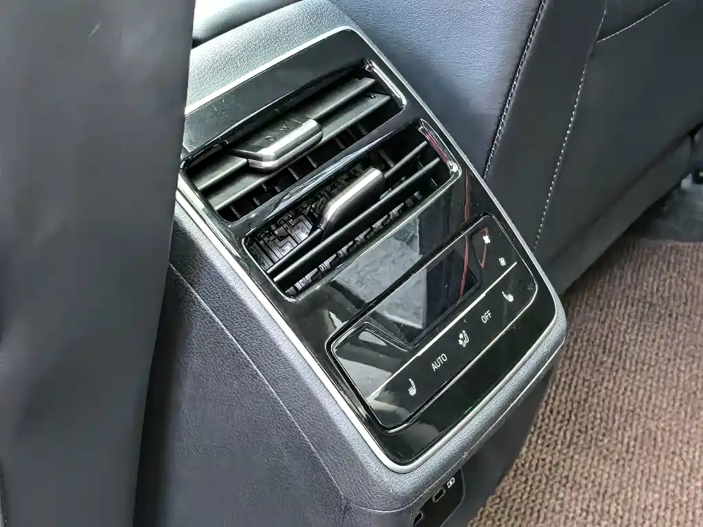 Volkswagen ID.7 VIZZION — миниатюра 28