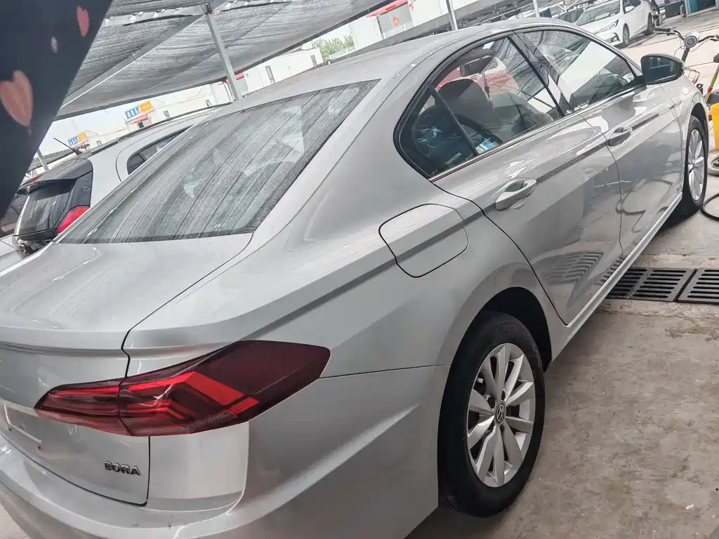 Volkswagen Bora 2020 1.5L MT Comfort