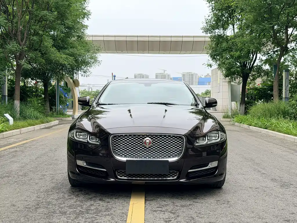 Jaguar XJ 2016 XJL 2.0T Elegant