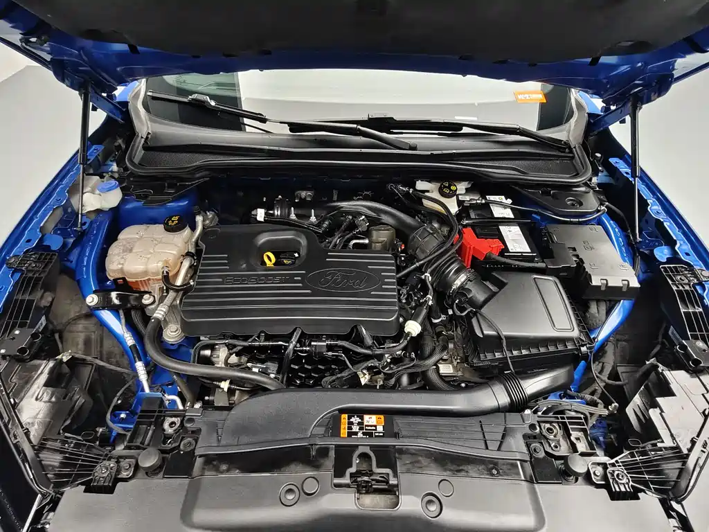 Ford Evos — миниатюра 6