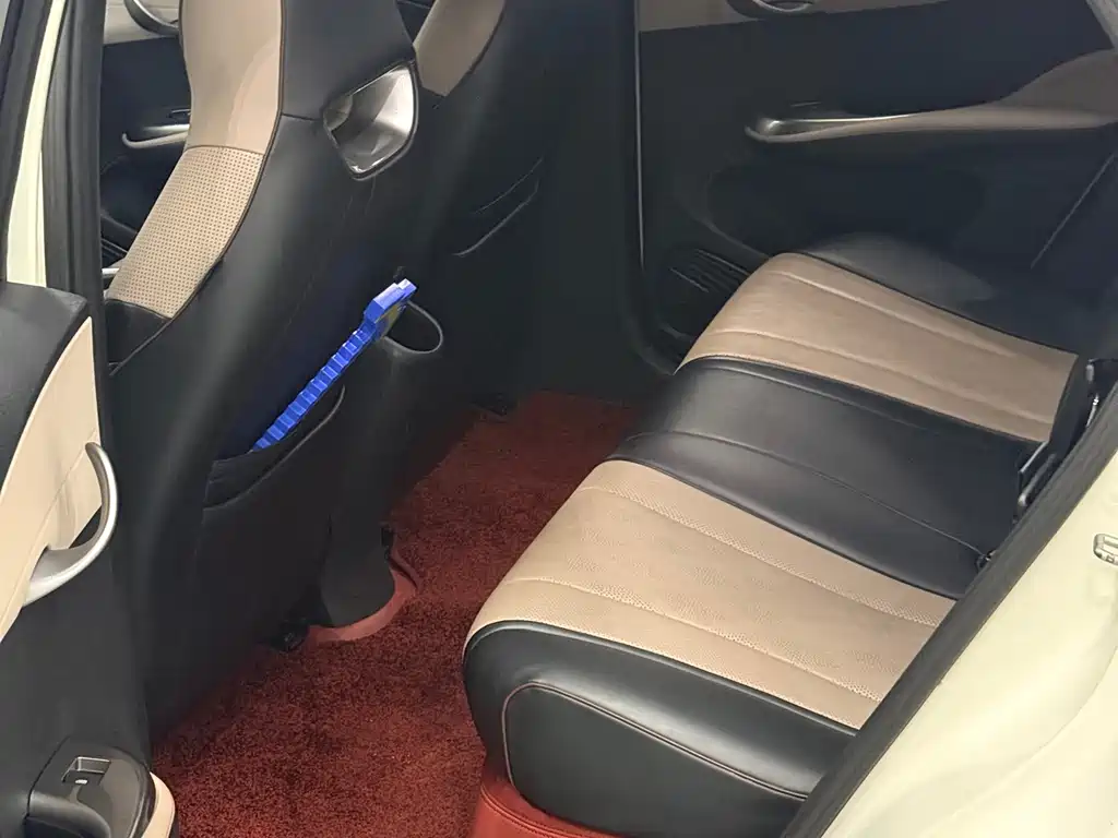 BYD Dolphin — миниатюра 7